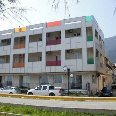 Amfitrion Hotel Agios Konstantinos  Екстер'єр фото